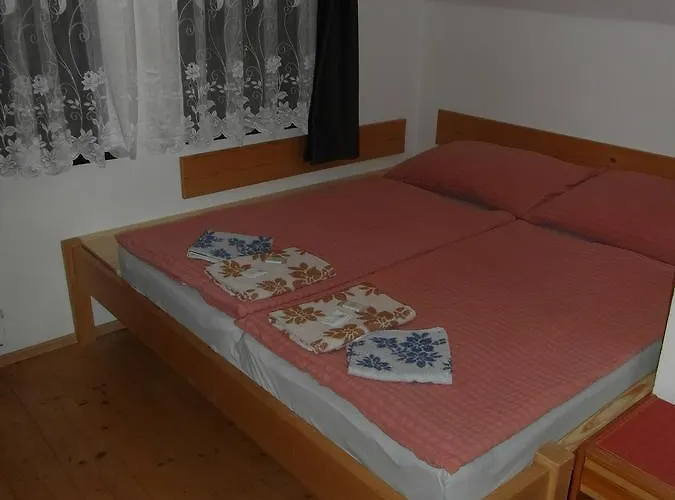 U Soudu Πανσιόν 3*